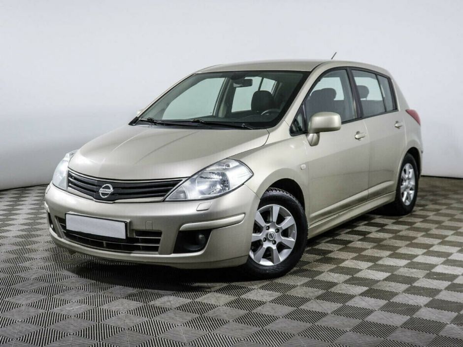 Nissan Tiida, 1.6 л, АТ, 2013 фото 3