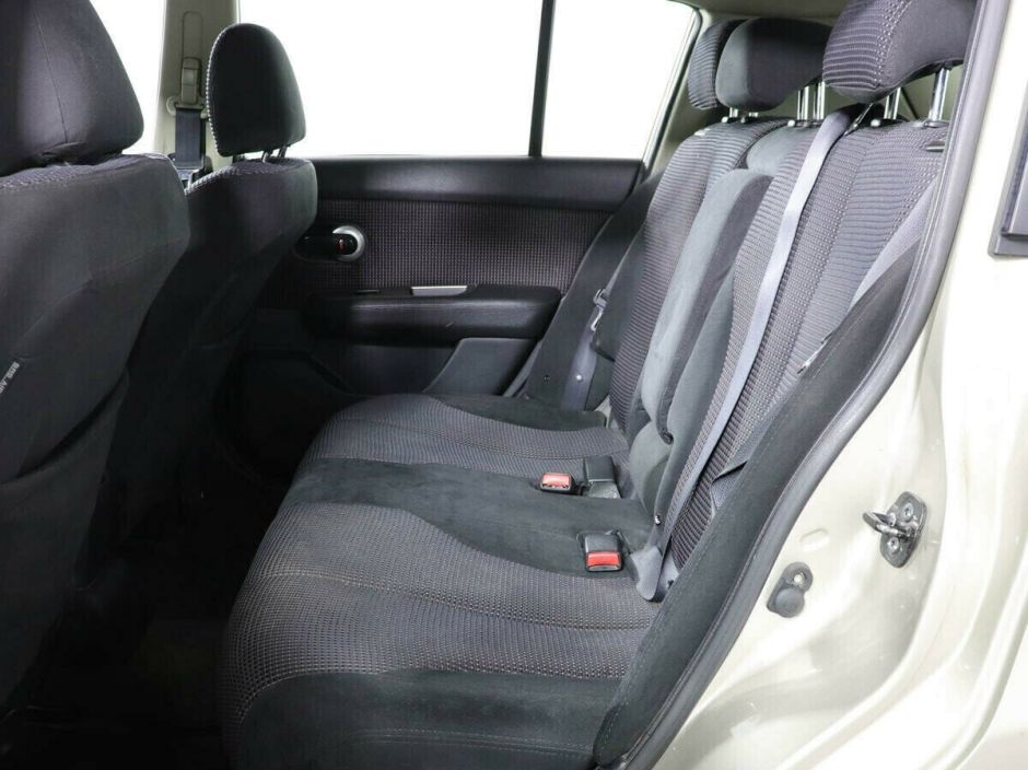 Nissan Tiida, 1.6 л, АТ, 2013 фото 8