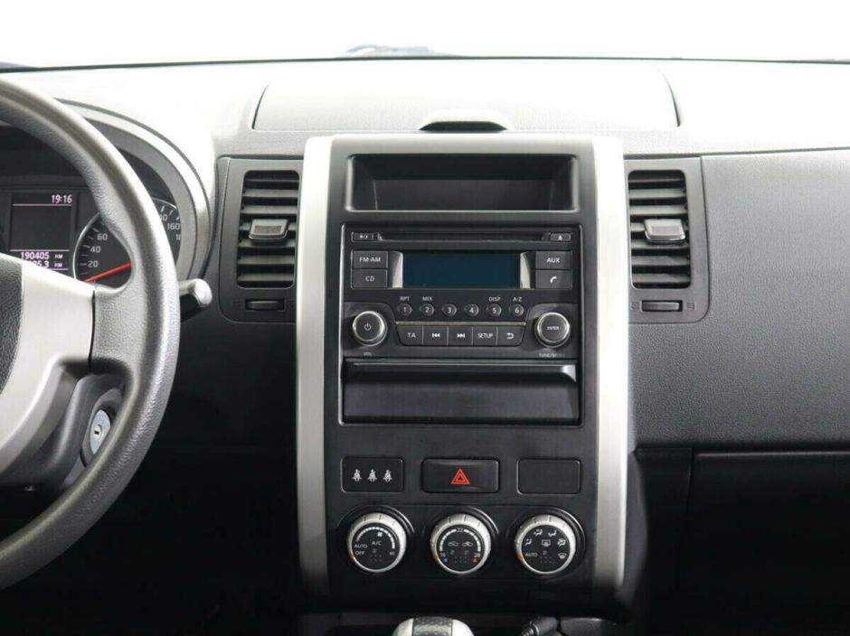 Nissan X-Trail, 2.0 л, Вариатор, 2014 фото 2