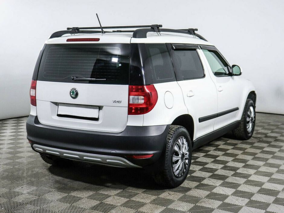 Skoda Yeti, 1.2 л, Робот, 2012 фото 4
