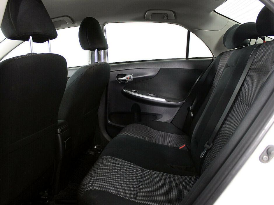 Toyota Corolla, 1.6 л, АТ, 2011 фото 7