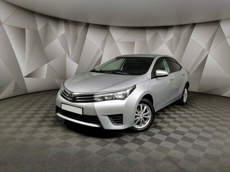 Toyota Corolla, 1.6 л, Вариатор, 2013 фото 3