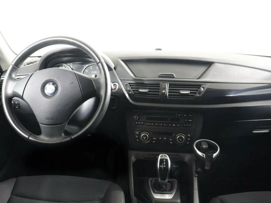 BMW X1, 2.0 л, АТ, 2012 фото 1