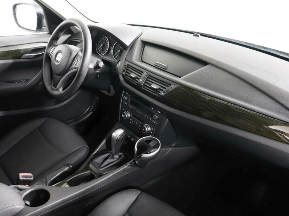 BMW X1, 2.0 л, АТ, 2011 фото 1