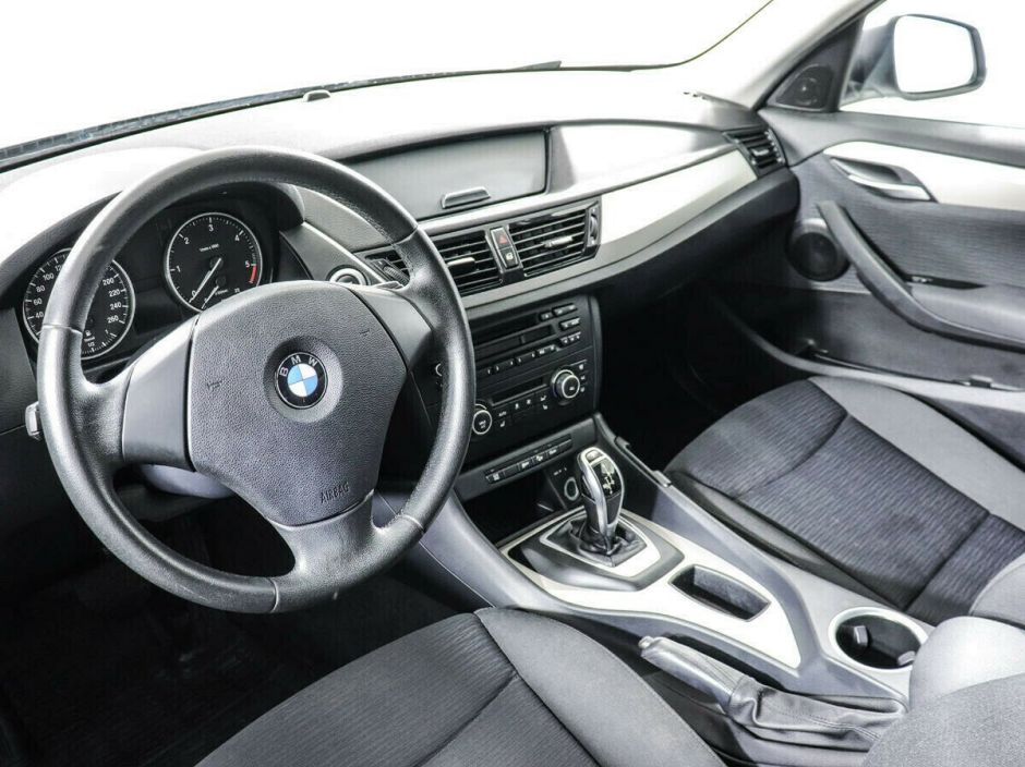 BMW X1, 2.0 л, АТ, 2014 фото 8