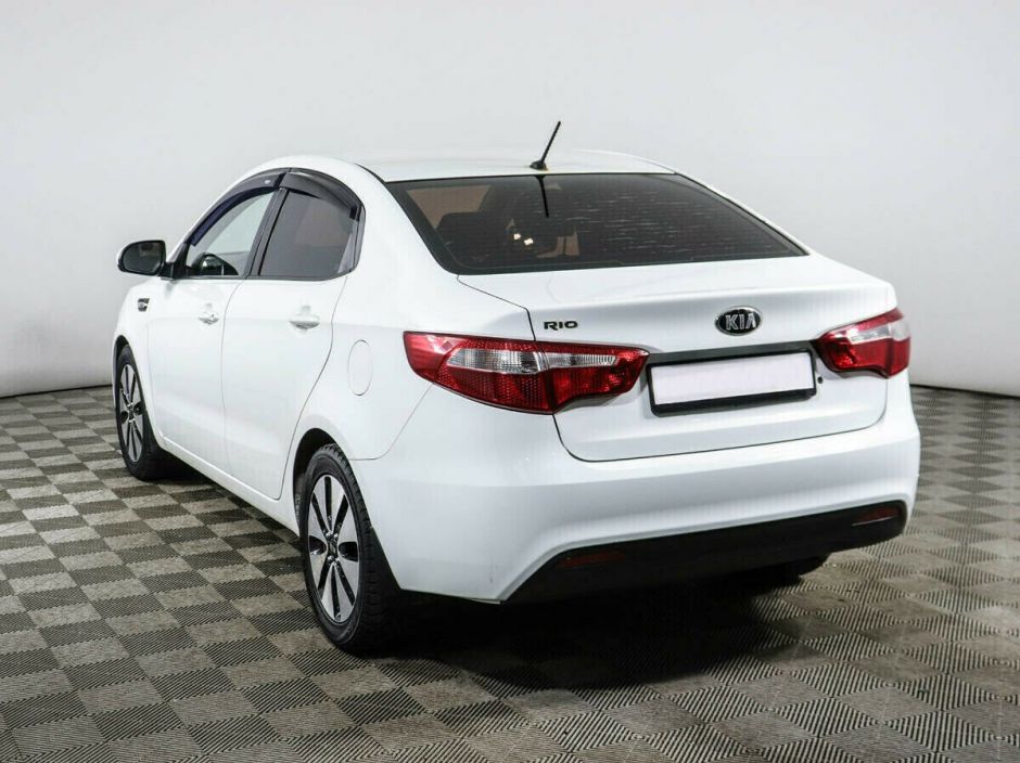 Kia Rio, 1.4 л, МТ, 2014 фото 6