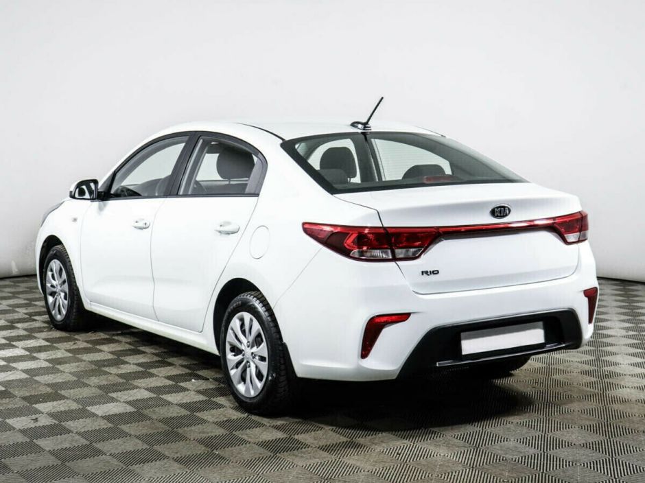 Kia Rio, 1.4 л, АТ, 2018 фото 6