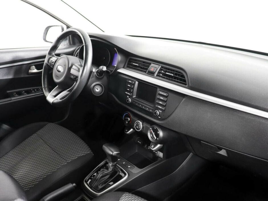 Kia Rio, 1.4 л, АТ, 2018 фото 2