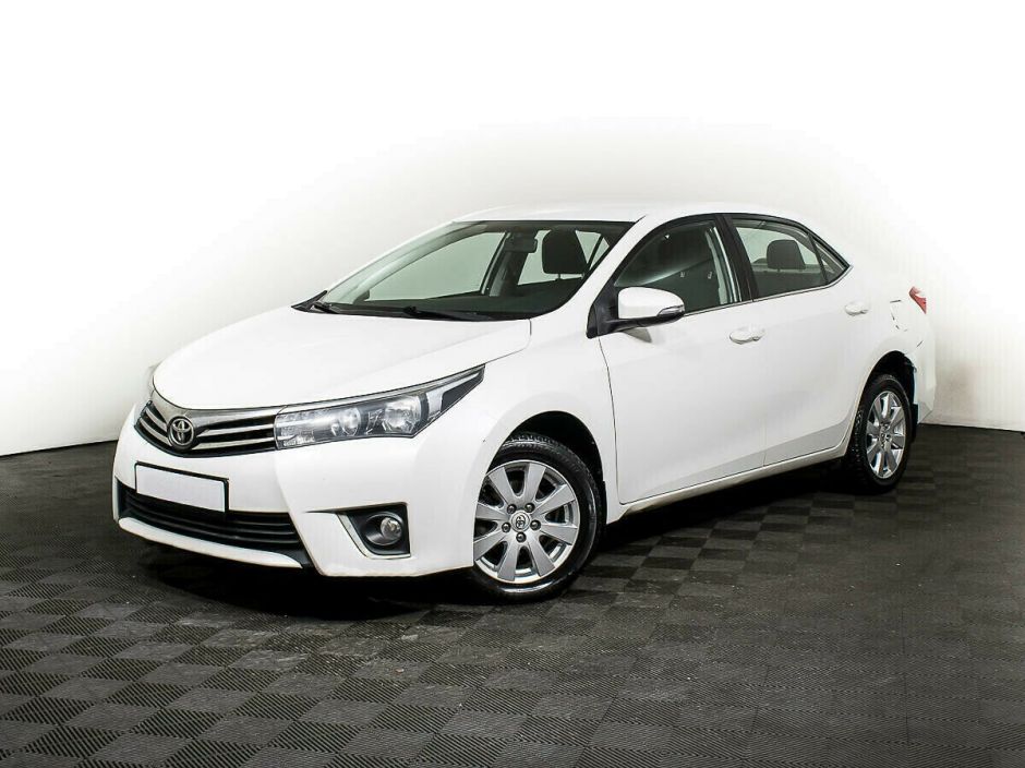Toyota Corolla, 1.6 л, Вариатор, 2013 фото 3