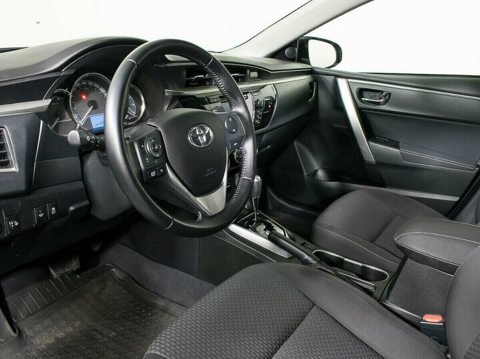 Toyota Corolla, 1.6 л, Вариатор, 2013 фото 8
