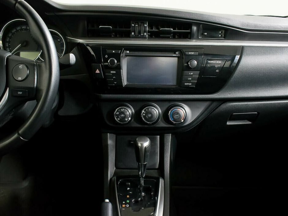 Toyota Corolla, 1.6 л, Вариатор, 2013 фото 2