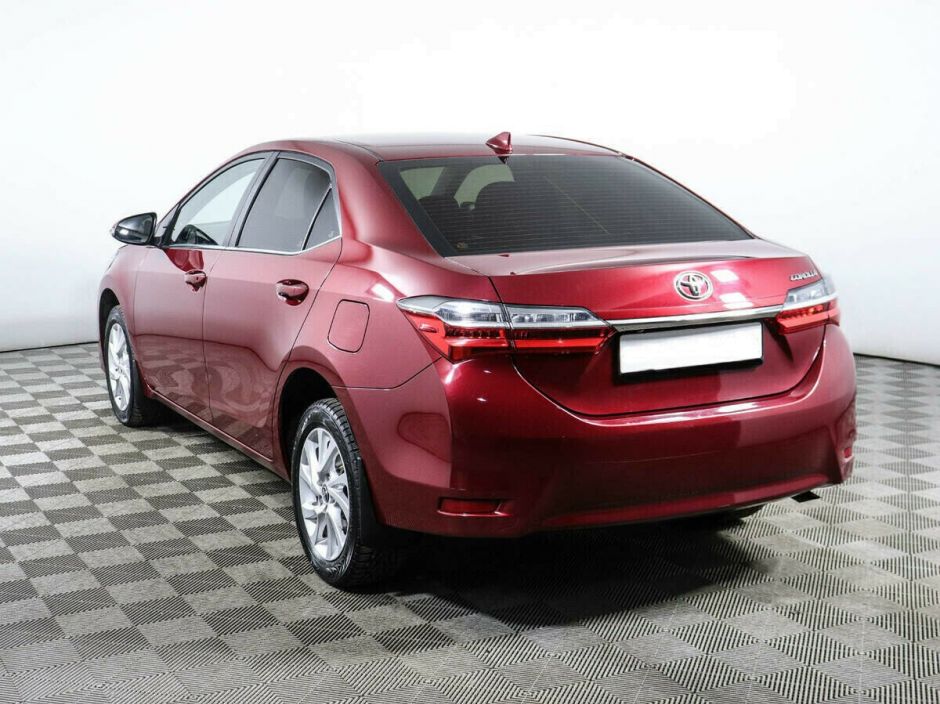 Toyota Corolla, 1.8 л, Вариатор, 2017 фото 6