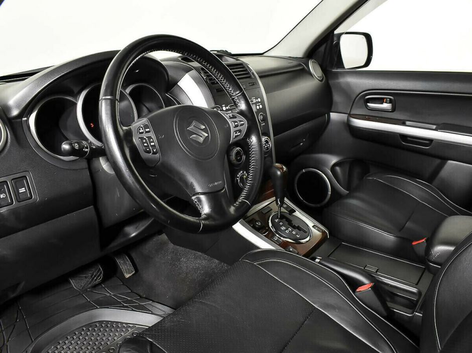 Suzuki Grand Vitara, 2.0 л, АТ, 2008 фото 7