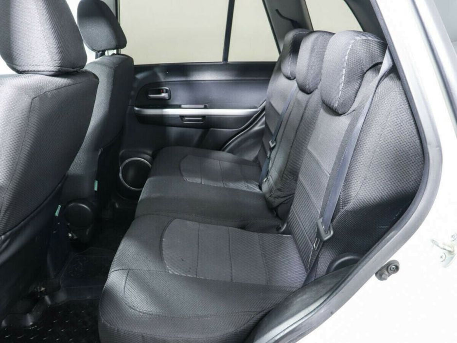 Suzuki Grand Vitara, 2.0 л, АТ, 2013 фото 1