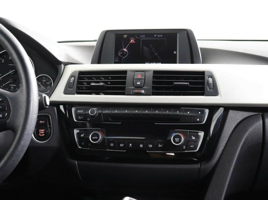 BMW 3 серии, 1.5 л, АТ, 2015 фото 2