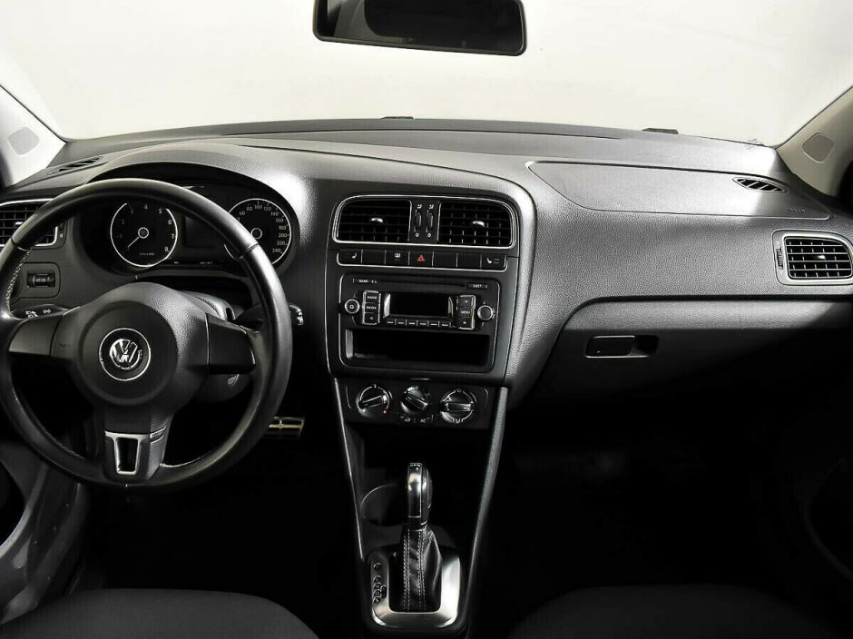 Volkswagen Polo, 1.4 л, Робот, 2011 фото 7