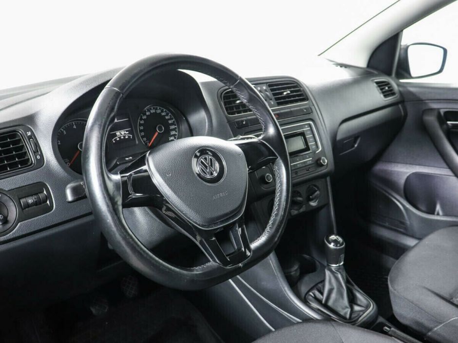 Volkswagen Polo, 1.6 л, МТ, 2016 фото 1