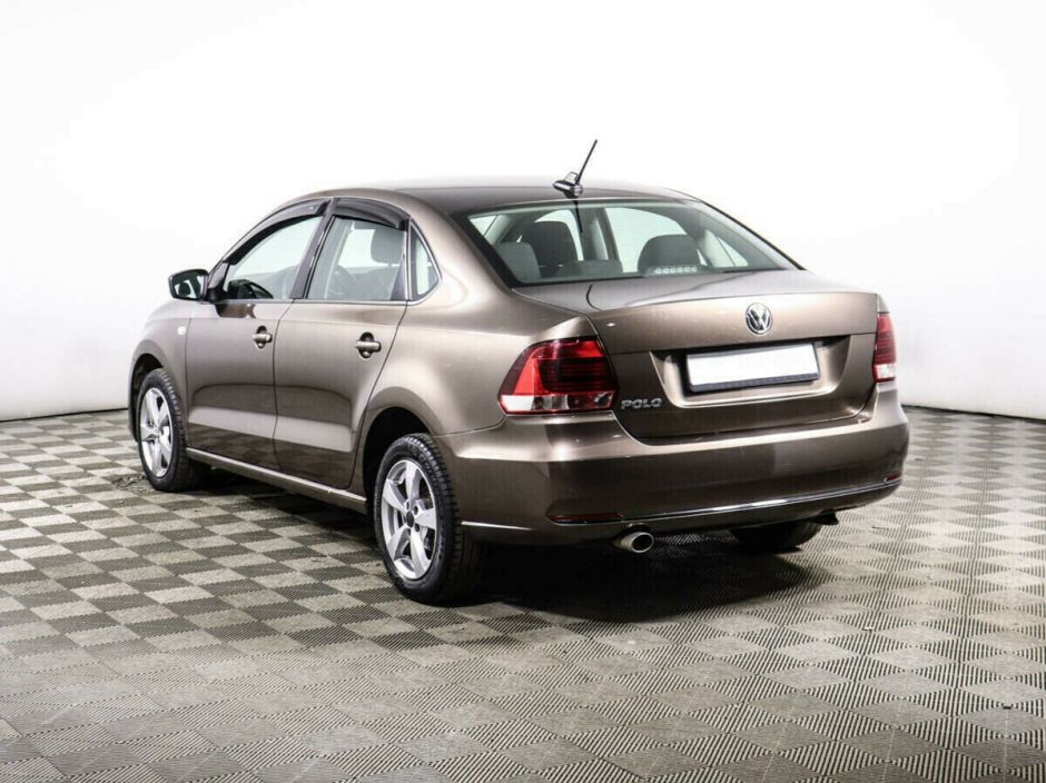 Volkswagen Polo, 1.6 л, МТ, 2018 фото 6