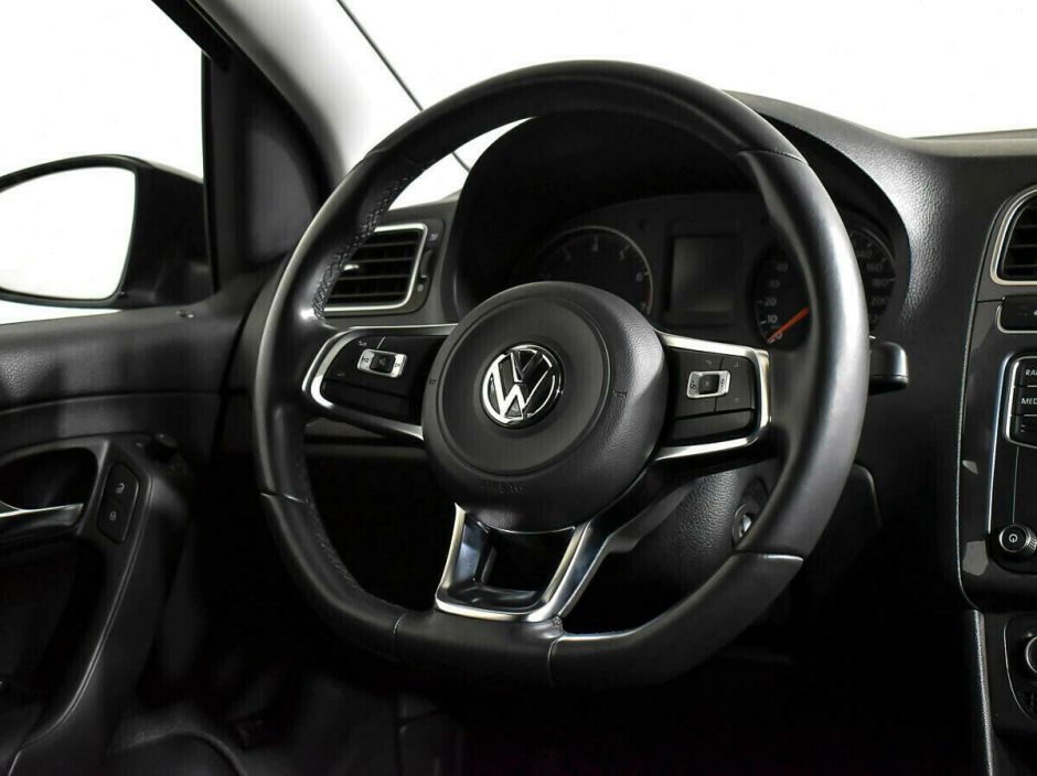 Volkswagen Polo, 1.6 л, АТ, 2018 фото 9