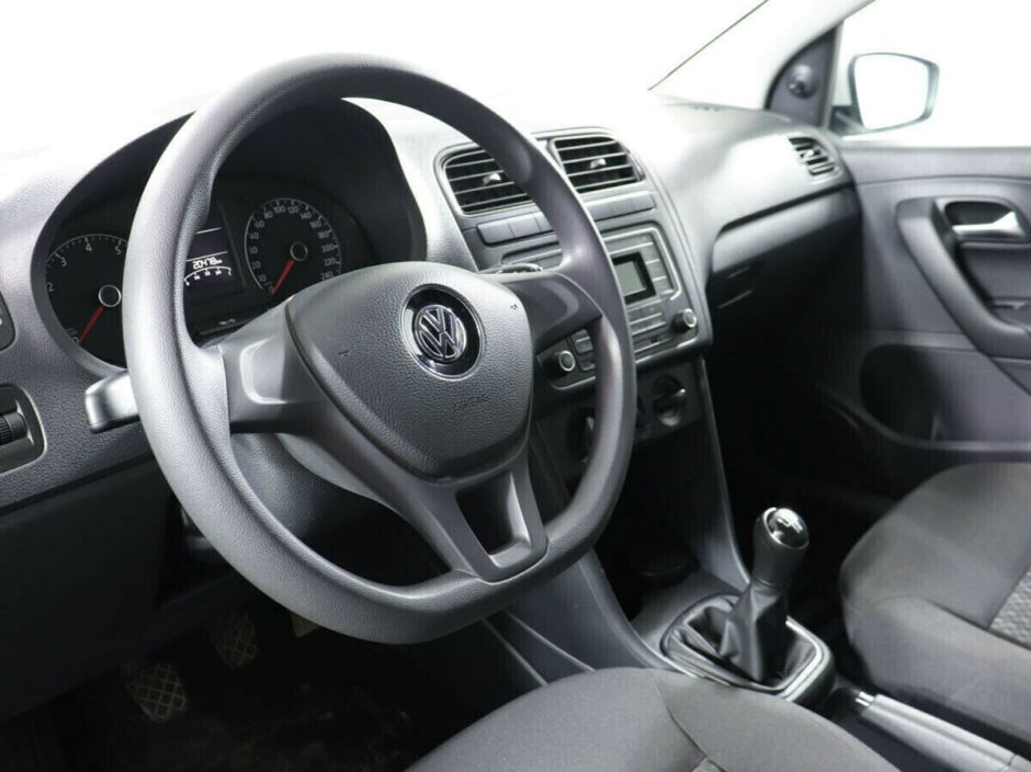 Volkswagen Polo, 1.6 л, МТ, 2017 фото 1
