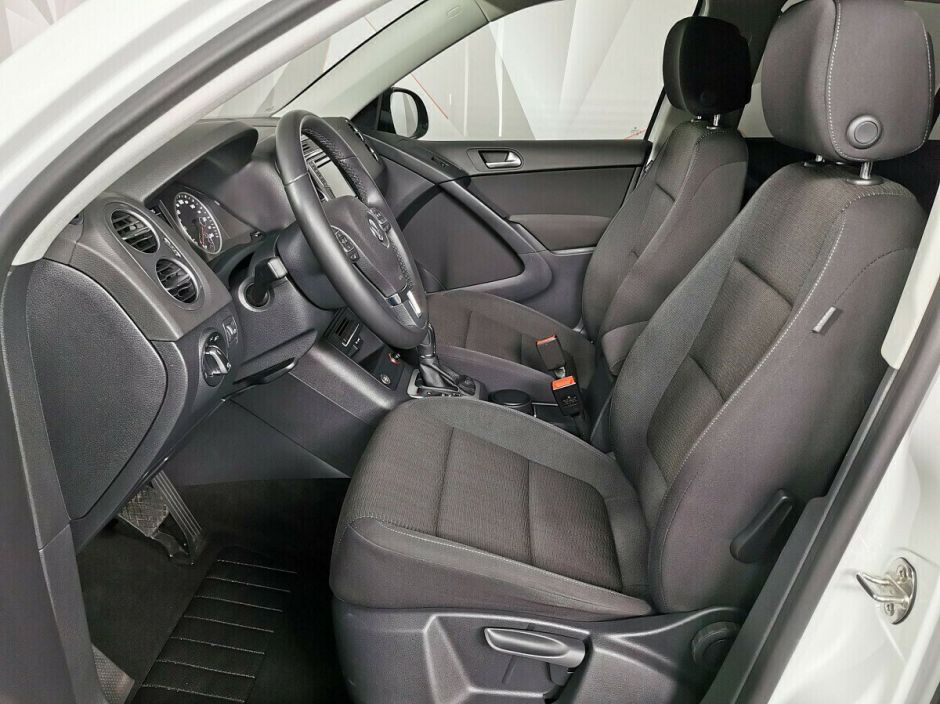 Volkswagen Tiguan, 2.0 л, АТ, 2013 фото 7