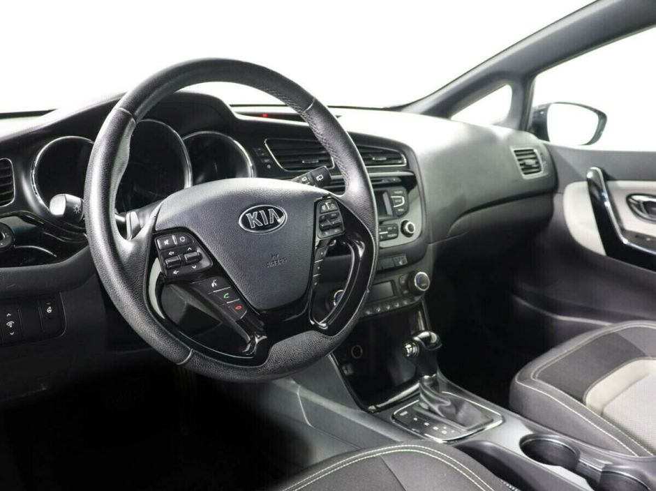 Kia Ceed, 1.6 л, АТ, 2013 фото 2