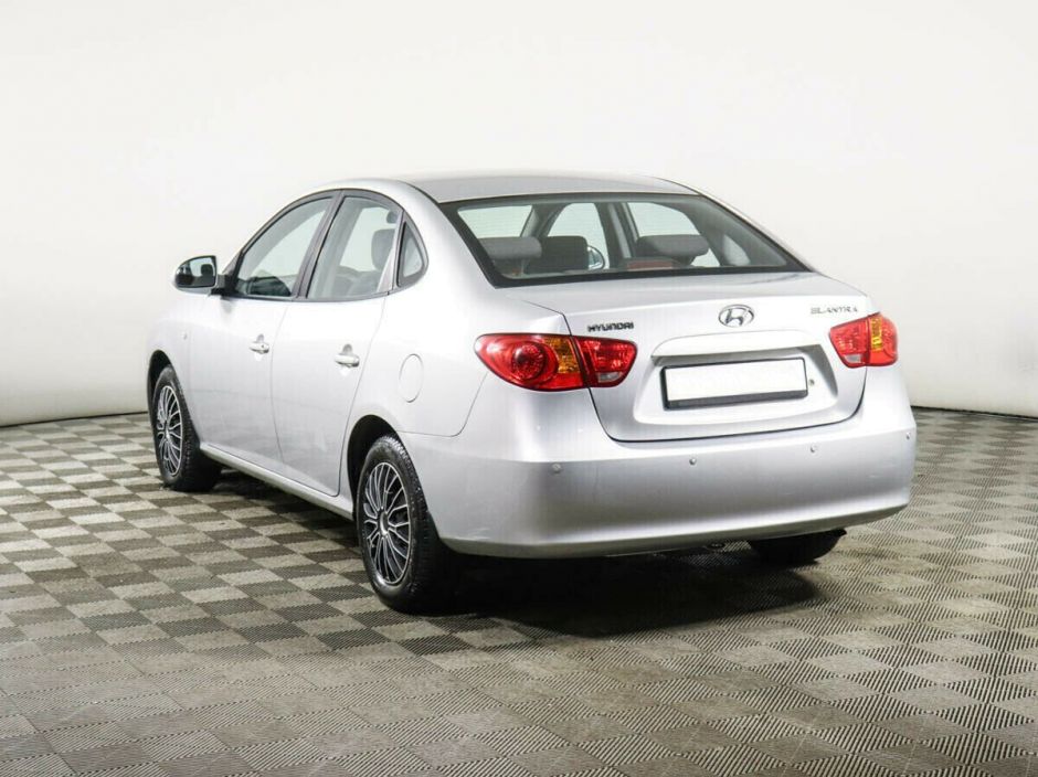 Hyundai Elantra, 1.6 л, МТ, 2010 фото 6