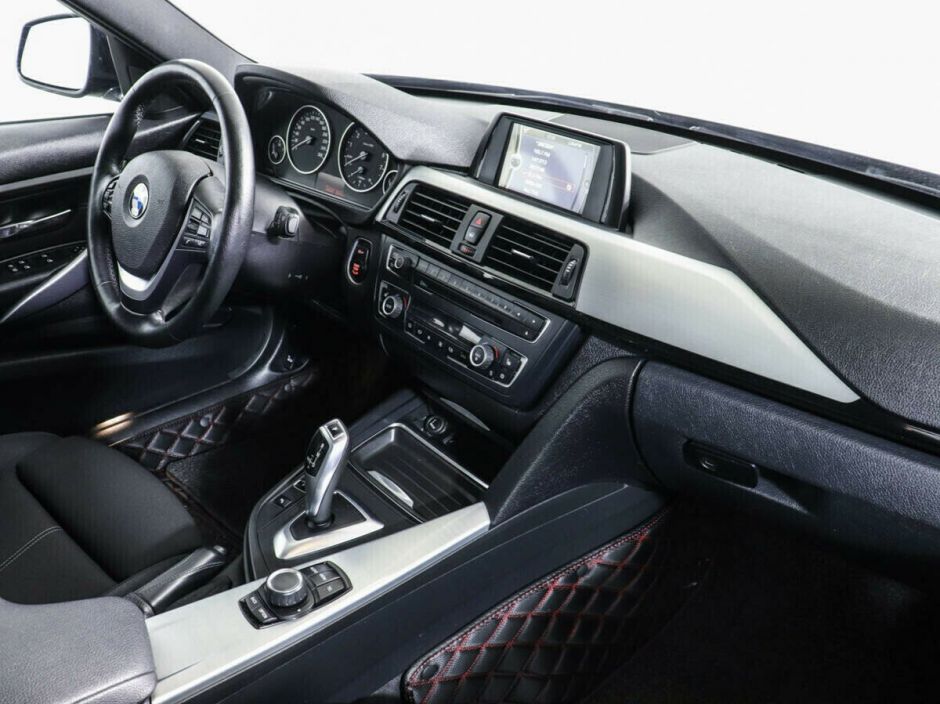 BMW 3 серии, 2.0 л, АТ, 2012 фото 8