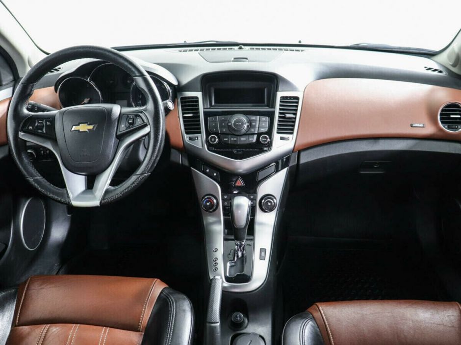 Chevrolet Cruze, 1.8 л, АТ, 2012 фото 7