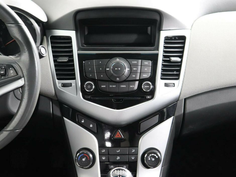 Chevrolet Cruze, 1.8 л, МТ, 2011 фото 2