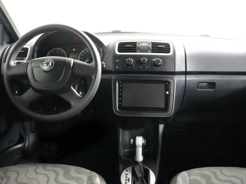 Skoda Fabia, 1.6 л, АТ, 2009 фото 7