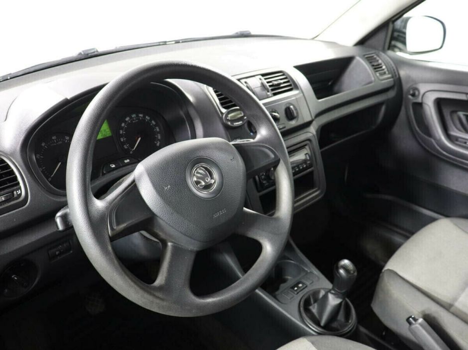 Skoda Fabia, 1.6 л, АТ, 2013 фото 1