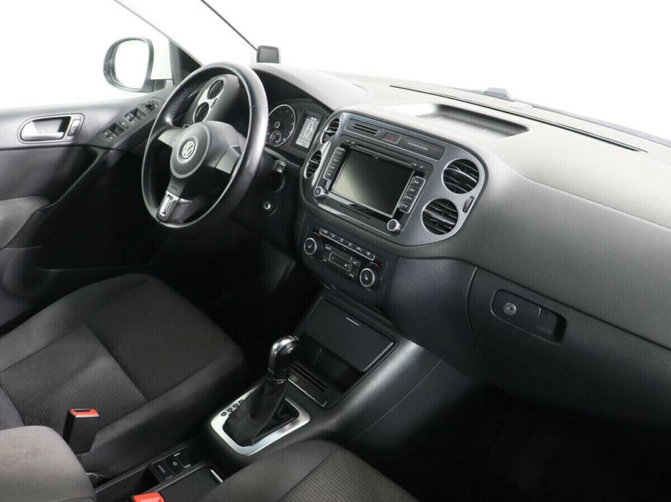 Volkswagen Tiguan, 1.4 л, Робот, 2013 фото 9