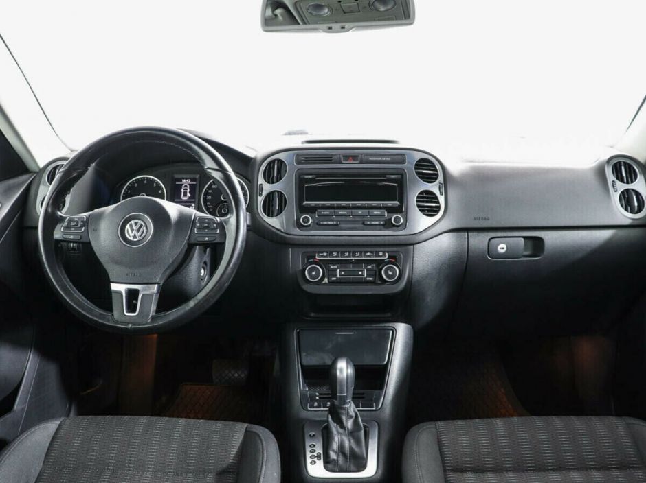 Volkswagen Tiguan, 1.4 л, Робот, 2013 фото 7