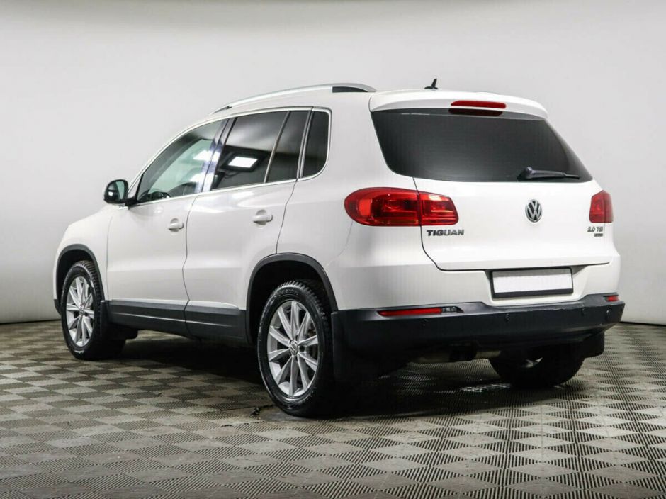 Volkswagen Tiguan, 2.0 л, АТ, 2012 фото 6