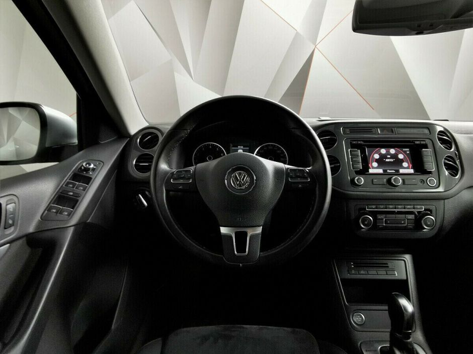 Volkswagen Tiguan, 2.0 л, АТ, 2012 фото 10