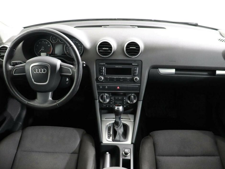 Audi A3, 1.4 л, Робот, 2011 фото 7