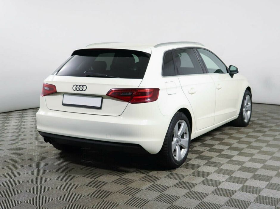 Audi A3, 1.4 л, Робот, 2012 фото 6