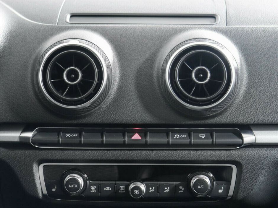 Audi A3, 1.4 л, Робот, 2013 фото 2