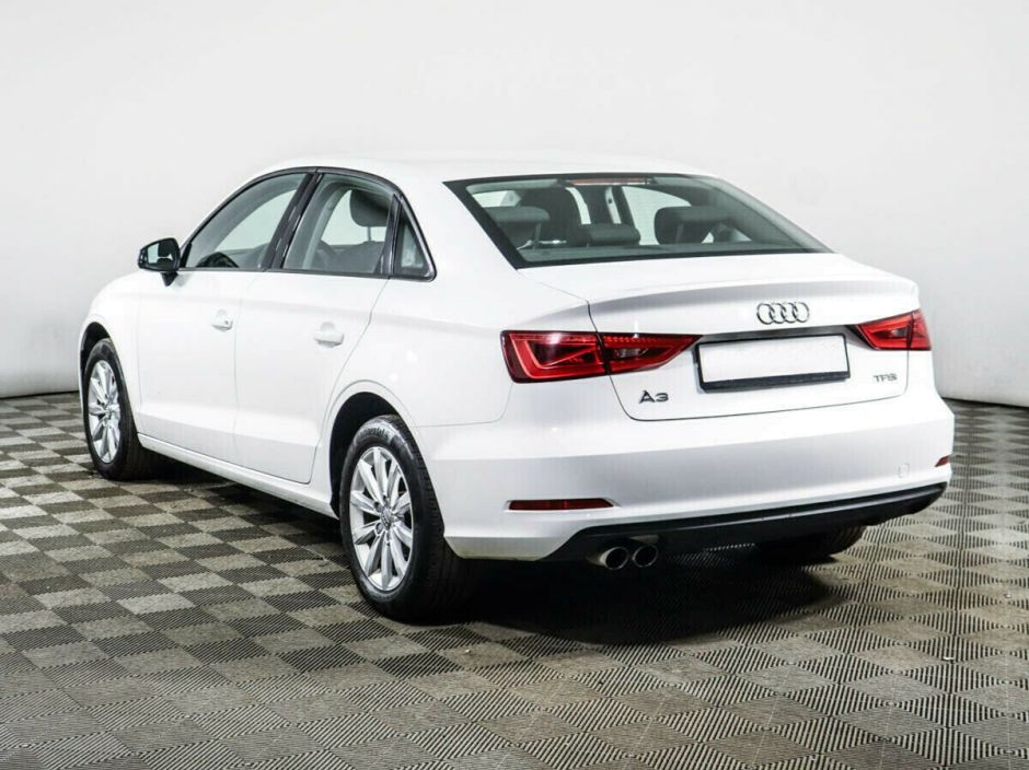 Audi A3, 1.4 л, Робот, 2015 фото 5