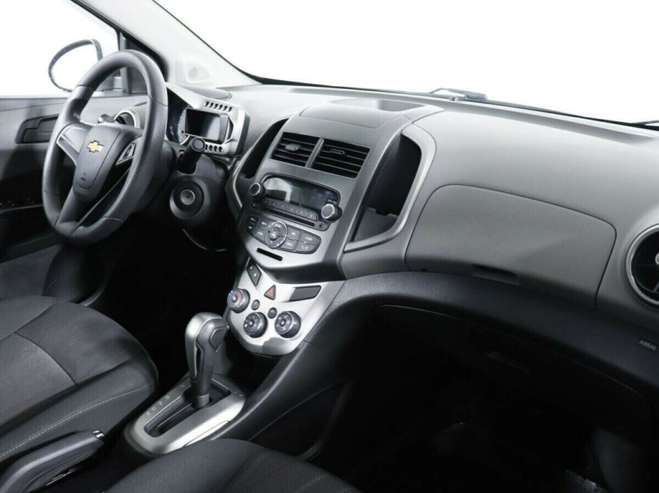 Chevrolet Aveo, 1.6 л, АТ, 2013 фото 2