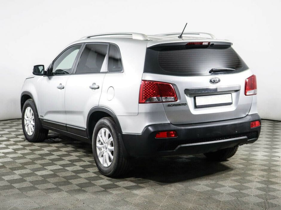 Kia Sorento, 2.4 л, АТ, 2010 фото 5