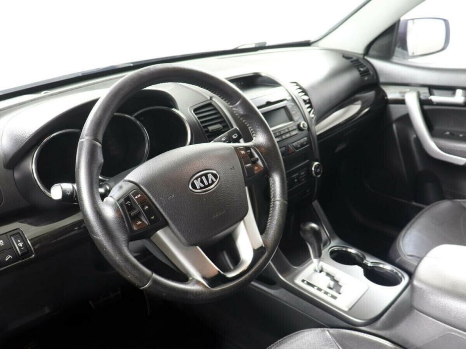 Kia Sorento, 2.4 л, АТ, 2010 фото 7