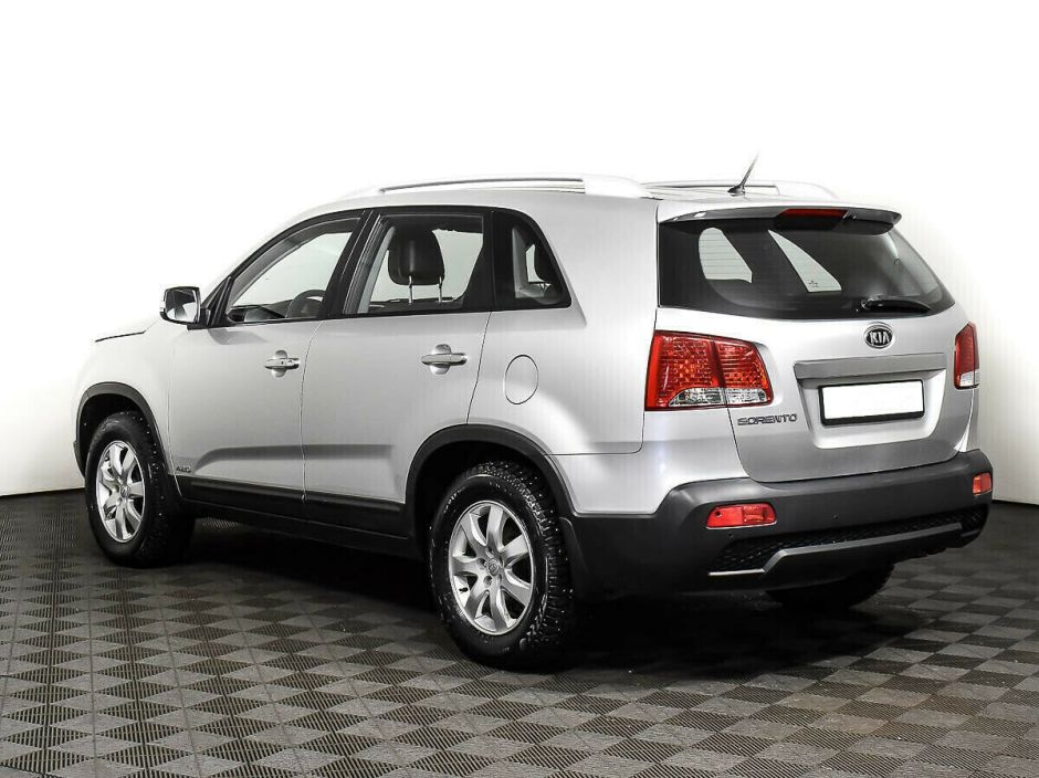 Kia Sorento, 2.4 л, АТ, 2010 фото 5