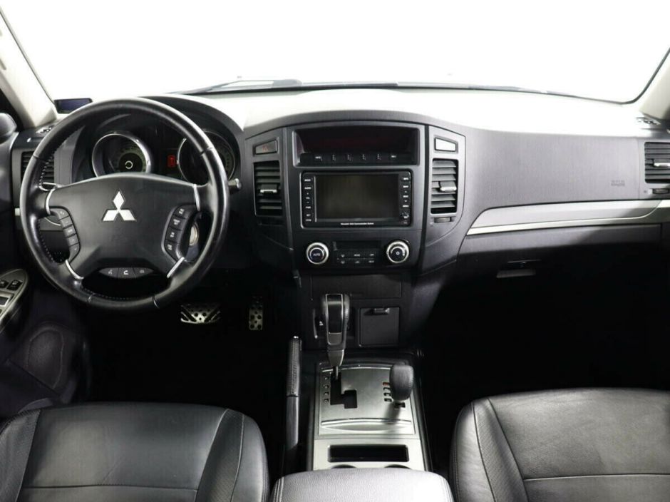 Mitsubishi Pajero, 3.0 л, АТ, 2011 фото 8