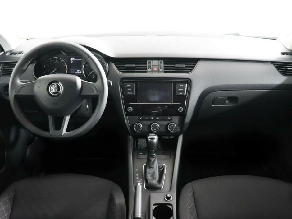Skoda Octavia, 1.6 л, АТ, 2019 фото 9