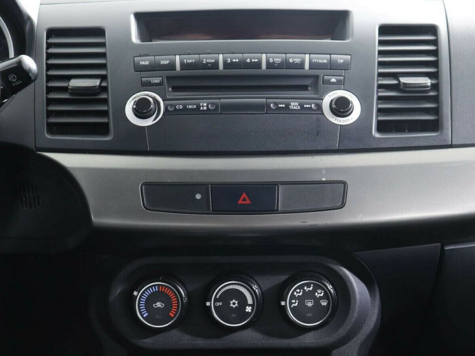 Mitsubishi Lancer, 1.6 л, АТ, 2012 фото 2