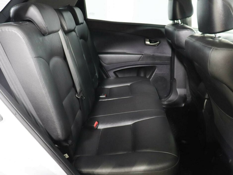 SsangYong Actyon, 2.0 л, АТ, 2011 фото 2