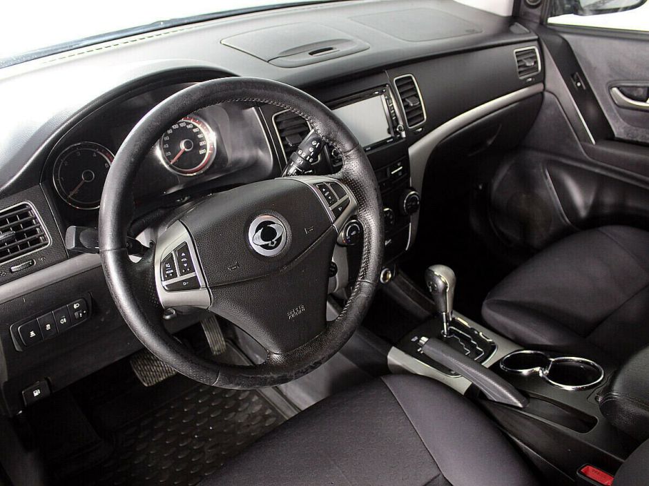 SsangYong Actyon, 2.0 л, АТ, 2011 фото 6
