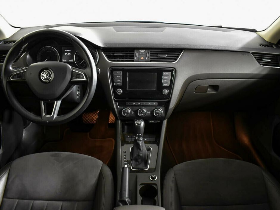 Skoda Octavia, 1.8 л, Робот, 2013 фото 10